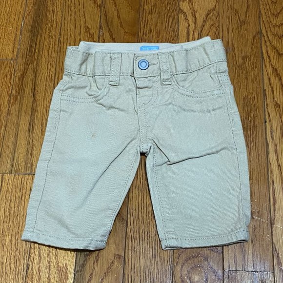 Place Kid's Shorts Size 0-3 Months (PRE-LOVED) - Picture 1 of 7